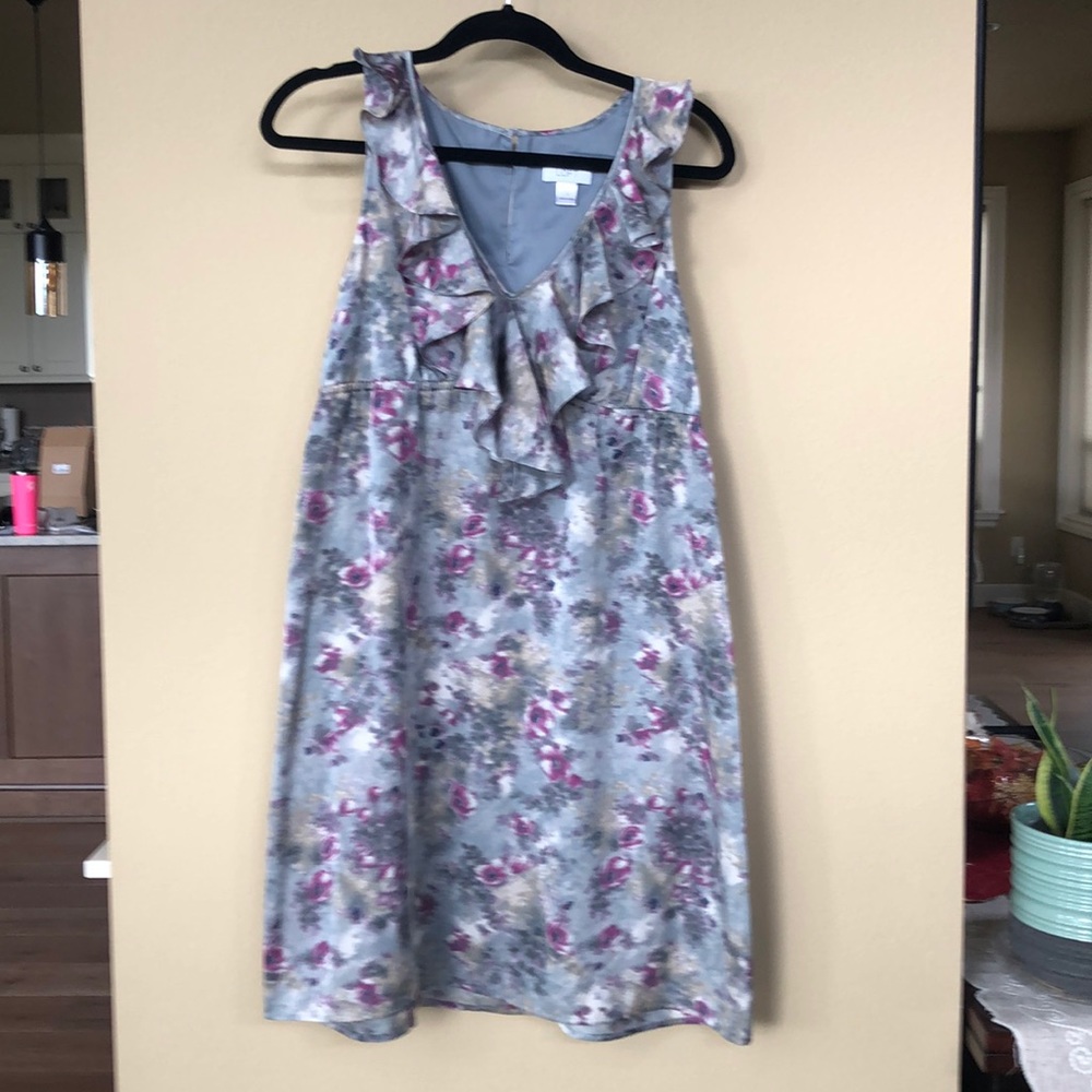 Ann Taylor loft sleeveless ruffle dress